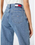 Tommy Jeans Kavbojke 'BETSY' moder denim - Pepit.si