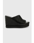 Calvin Klein Jeans Natikači WEDGE SANDAL WEBBING ženski črna barva YW0YW00961 - Pepit.si