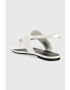 Calvin Klein Jeans Usnjeni sandali FLAT SANDAL HW ženski bela barva YW0YW00953 - Pepit.si