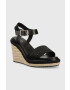 Calvin Klein Sandali WEDGE 70HH - HE ženski črna barva HW0HW01499 - Pepit.si