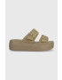 Crocs Natikači Brooklyn Low Wedge Sandal - Pepit.si