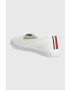 Tommy Hilfiger Teniske ESSENTIAL KESHA SLIP-ON ženske bela barva FW0FW07121 - Pepit.si