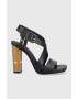 Tommy Hilfiger Usnjeni sandali HARDWARE BLOCK HIGH HEEL mornarsko modra barva FW0FW07016 - Pepit.si