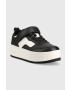 Tommy Jeans Usnjene superge TJW VELCRO FLATFORM črna barva EN0EN02210 - Pepit.si