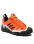 adidas Čevlji Terrex Swift Solo Approach Shoes HR1302 Oranžna - Pepit.si