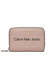 Calvin Klein Jeans Velika ženska denarnica Sculpted Med Zip Around Mono K60K607229 Roza - Pepit.si