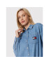 Tommy Jeans Jeans srajca Chambray Badge DW0DW13713 Modra Boyfriend Fit - Pepit.si