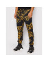 Versace Jeans Couture Spodnji del trenirke Print Garland 72GAA3B0 Črna Regular Fit - Pepit.si