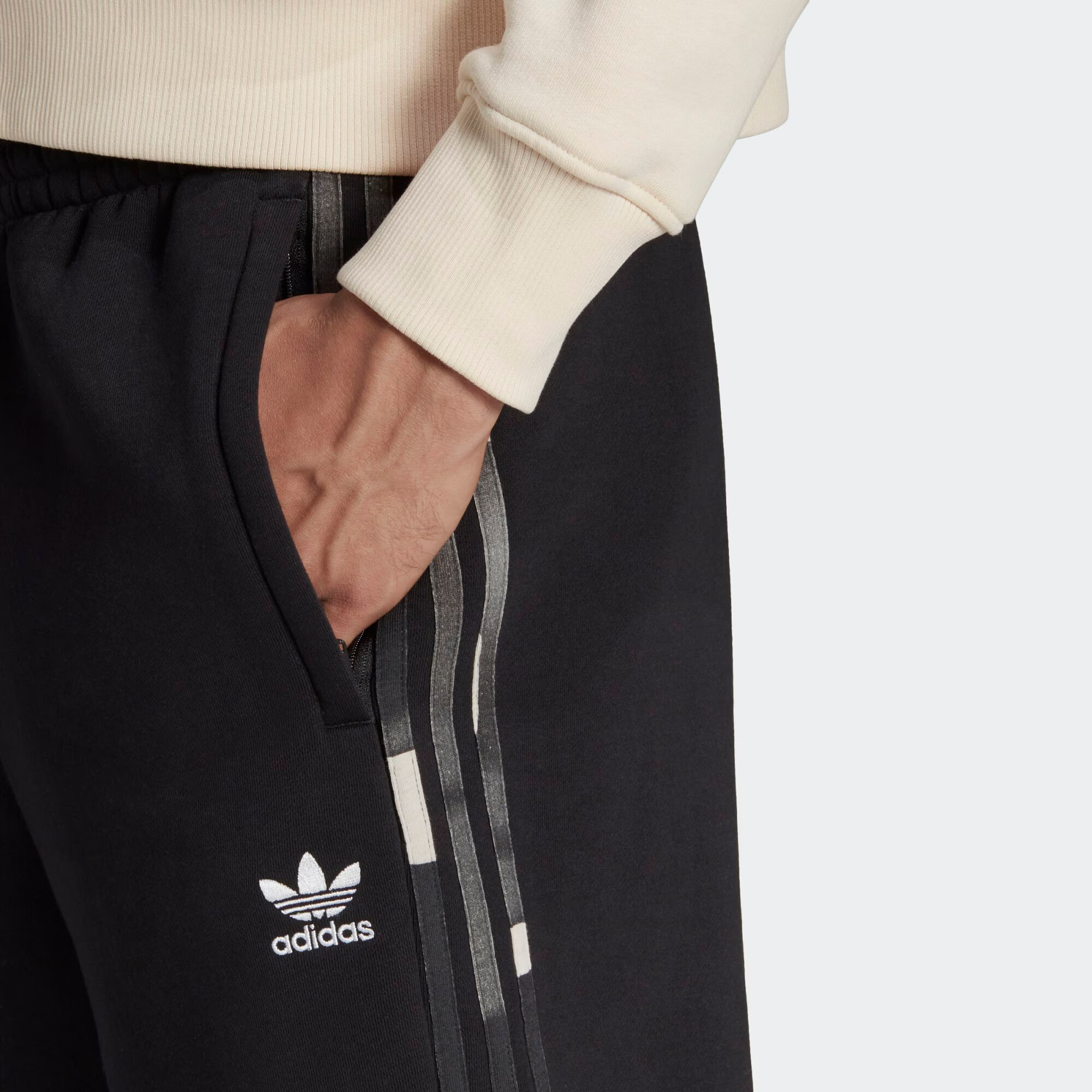 ADIDAS ORIGINALS Hlače črna / bela - Pepit.si