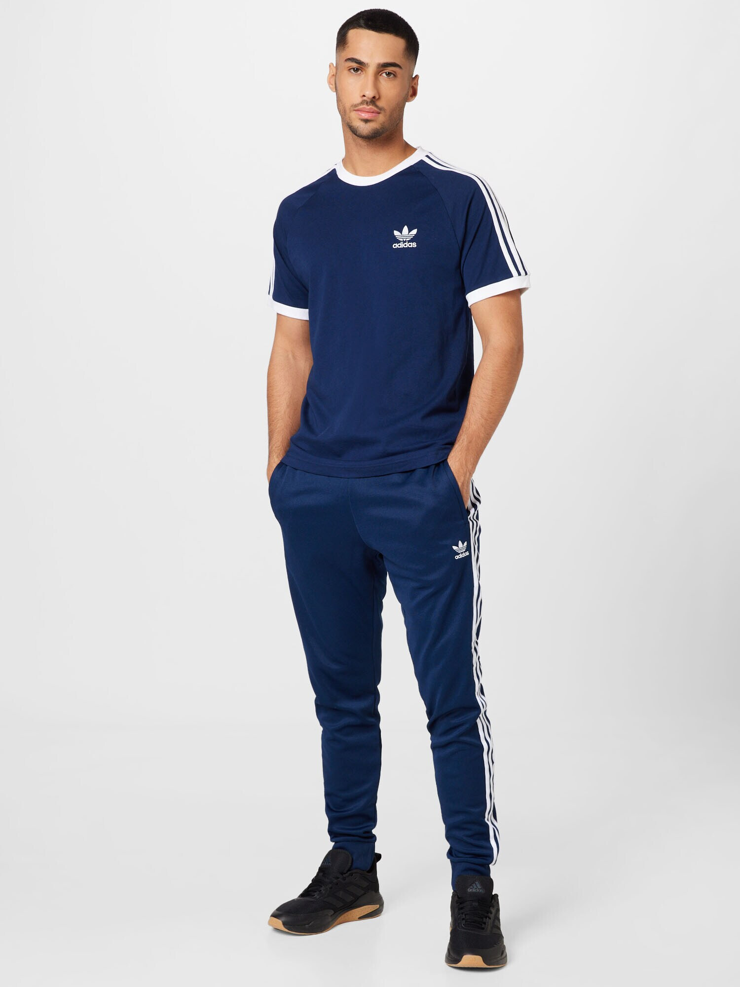 ADIDAS ORIGINALS Hlače encijan / bela - Pepit.si