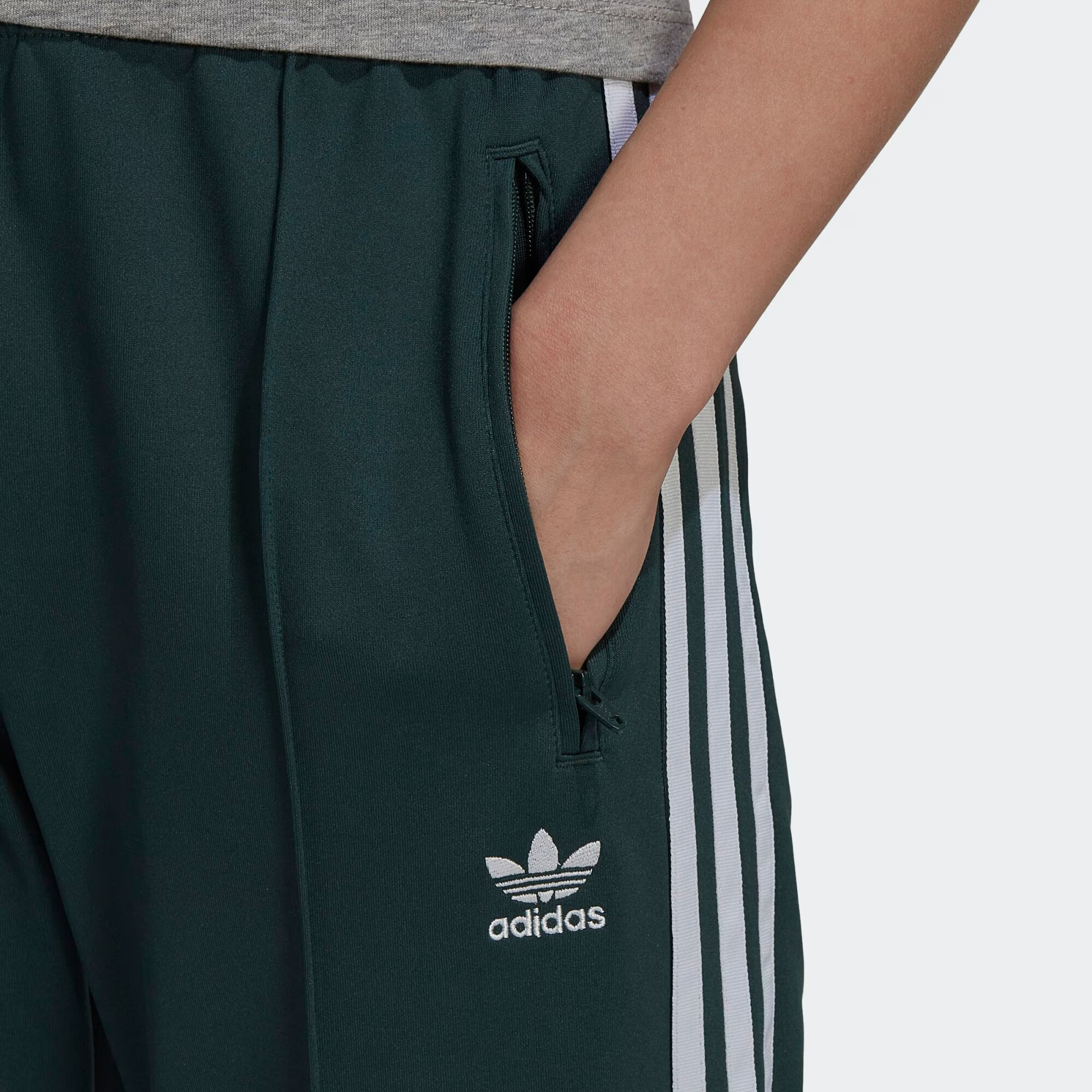 ADIDAS ORIGINALS Športne hlače jelka / bela - Pepit.si