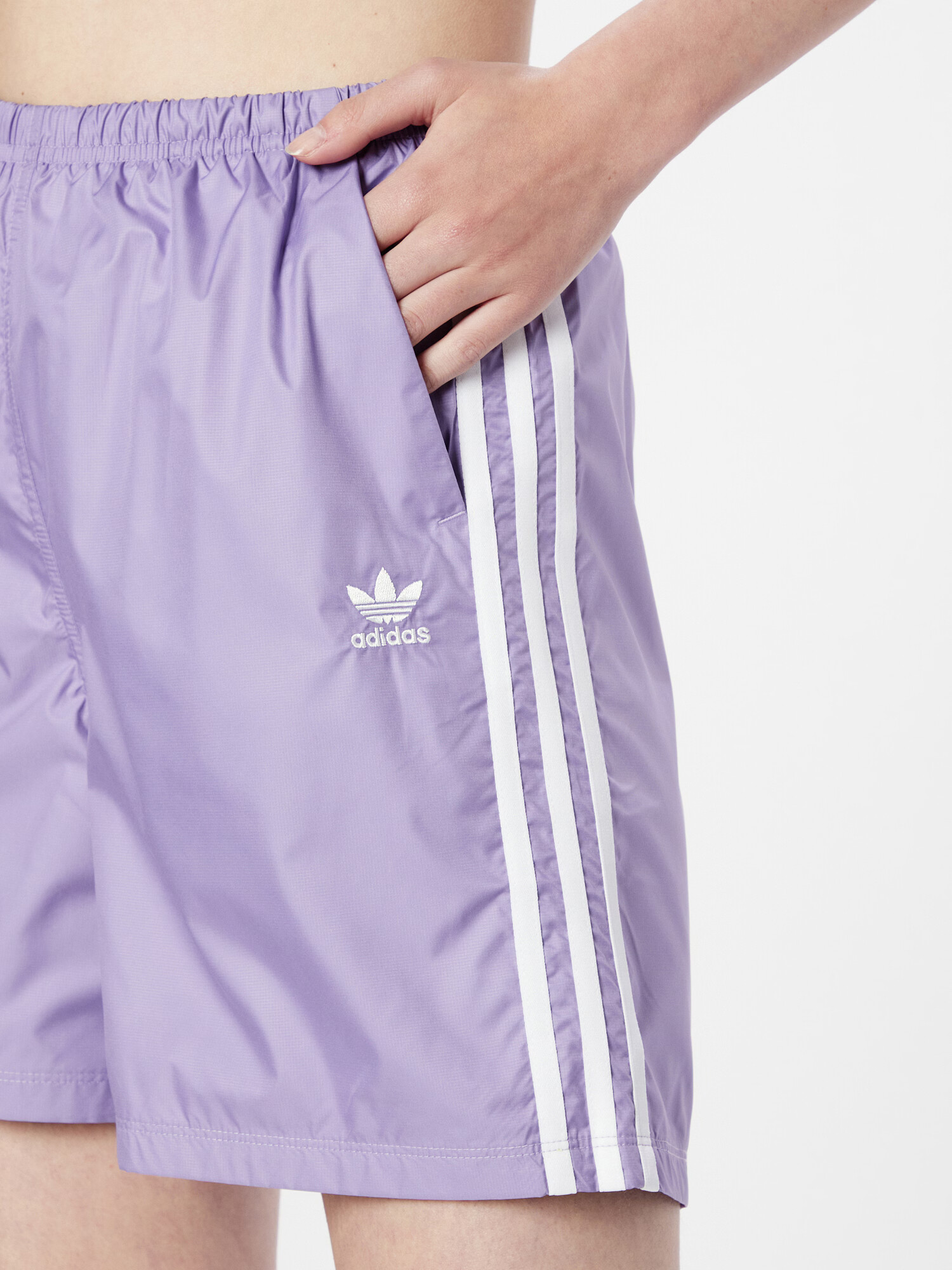 ADIDAS ORIGINALS Hlače svetlo lila / bela - Pepit.si