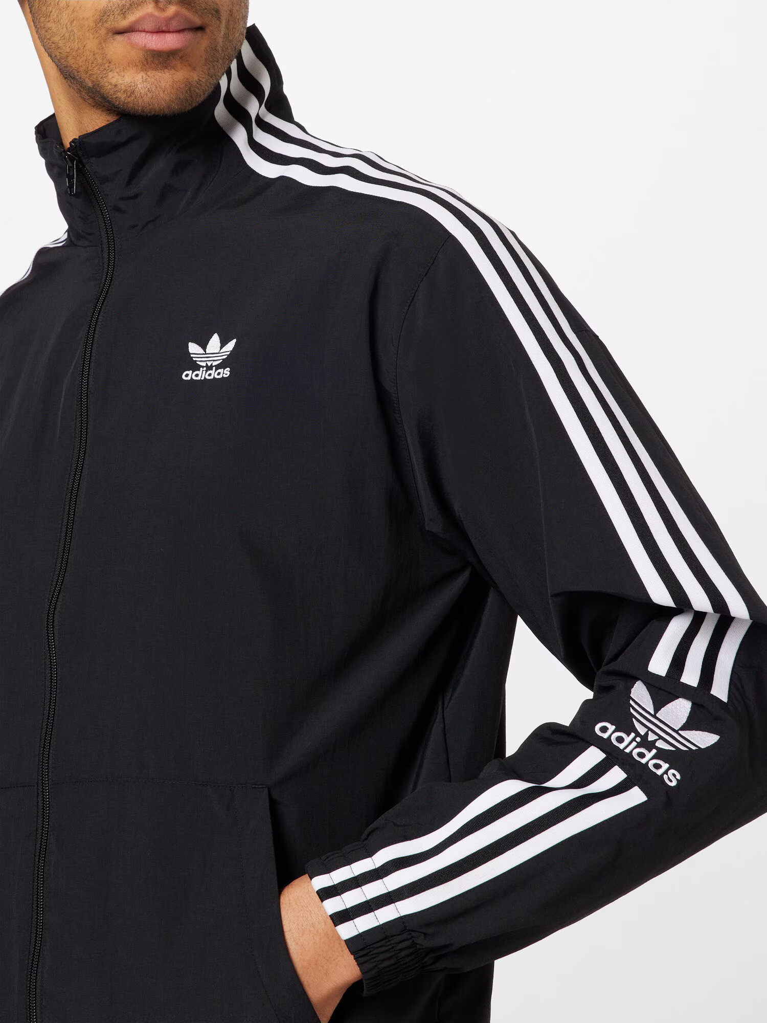 ADIDAS ORIGINALS Prehodna jakna črna / bela - Pepit.si