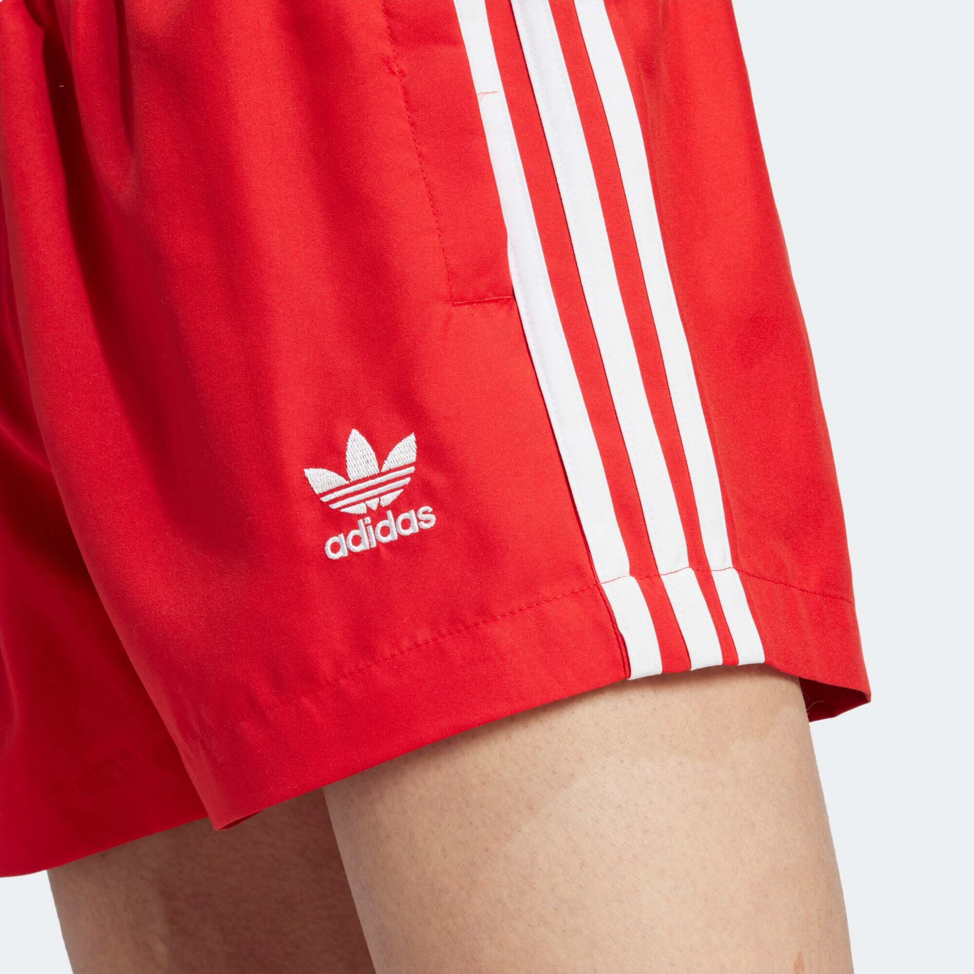 ADIDAS ORIGINALS Kratke kopalne hlače rdeča / bela - Pepit.si