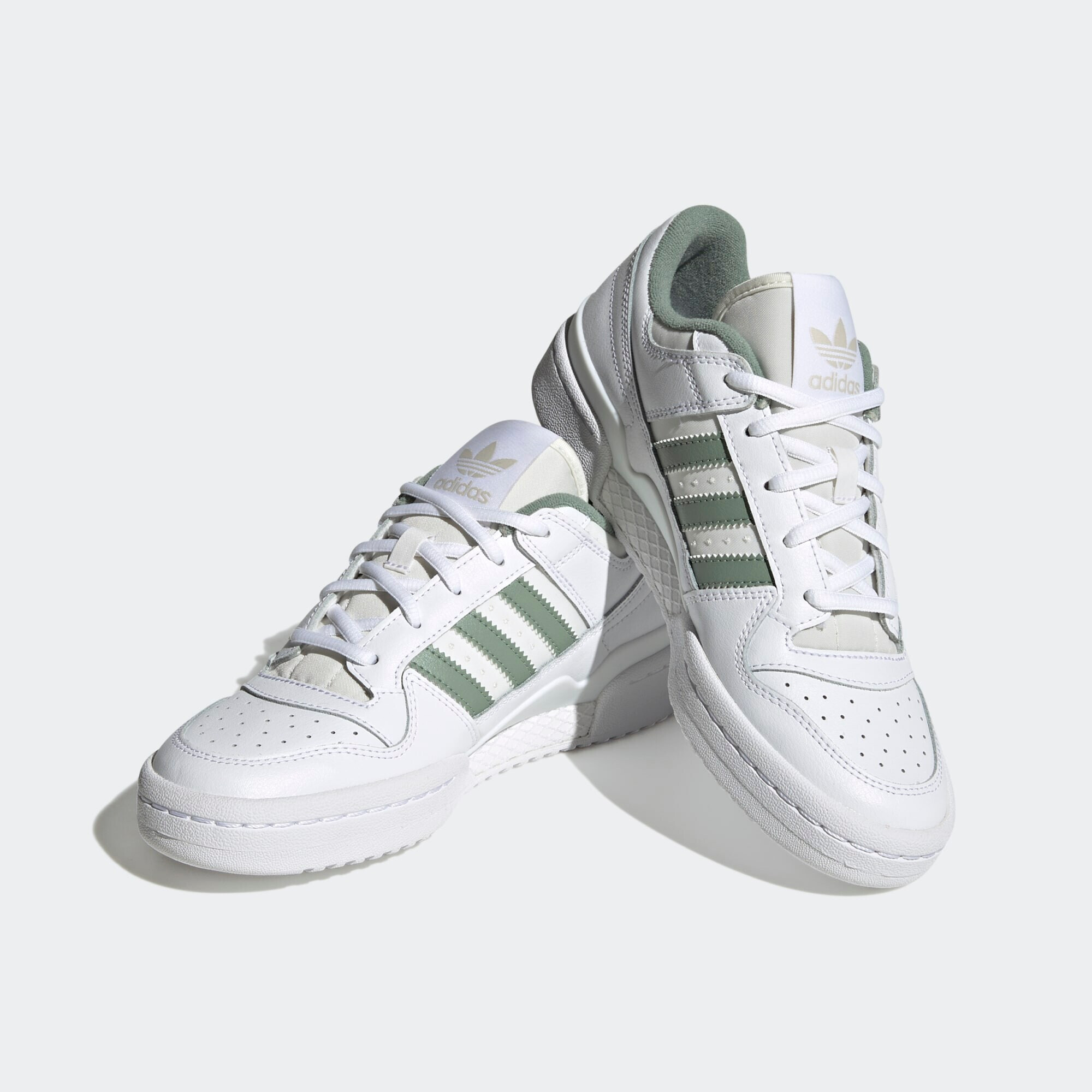 ADIDAS ORIGINALS Nizke superge 'Forum' kaki / bela - Pepit.si