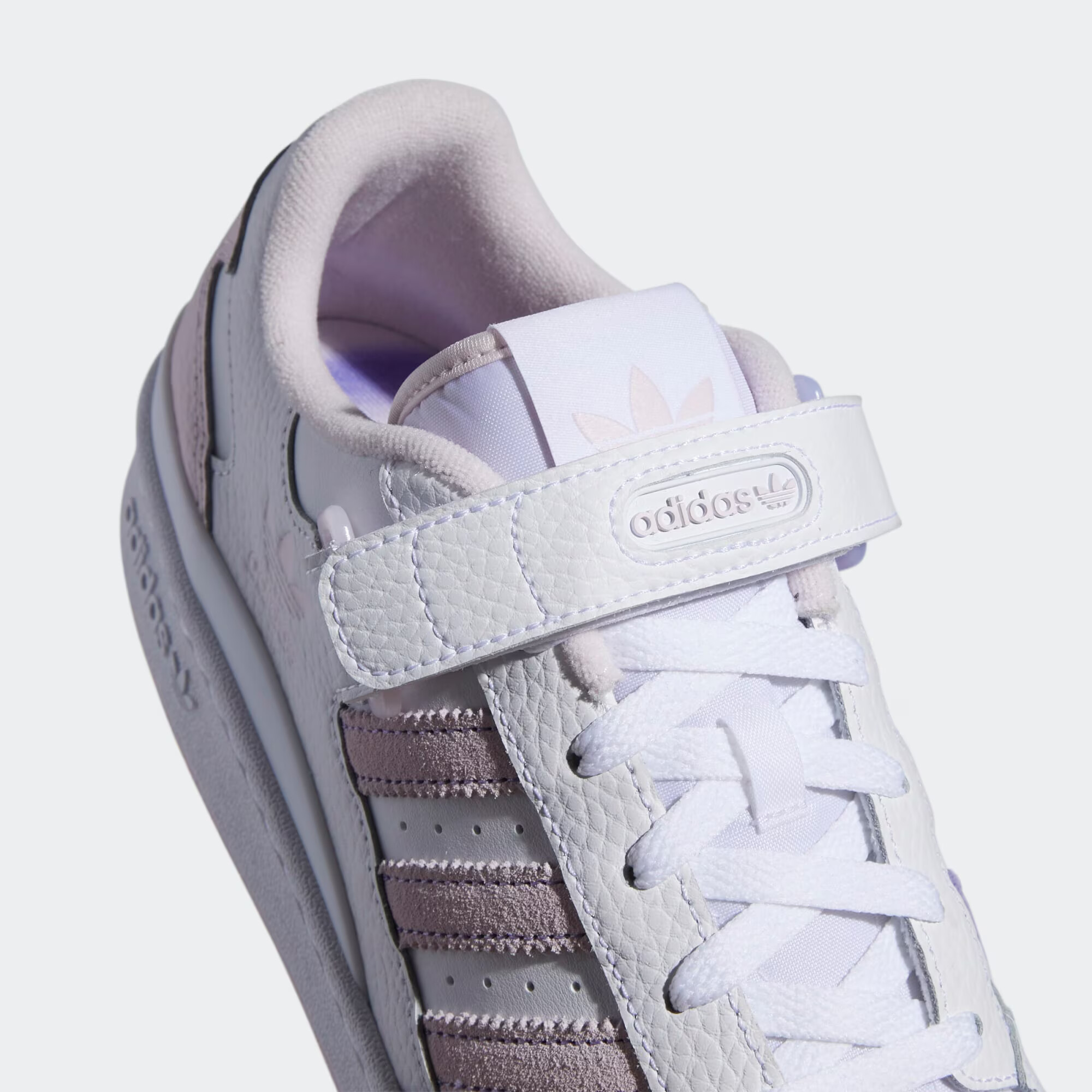 ADIDAS ORIGINALS Nizke superge 'Forum' kamela / bela - Pepit.si