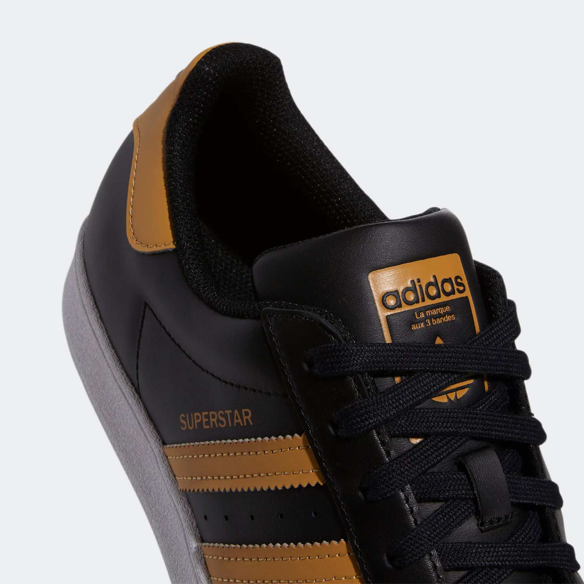 ADIDAS ORIGINALS Nizke superge pesek / črna - Pepit.si