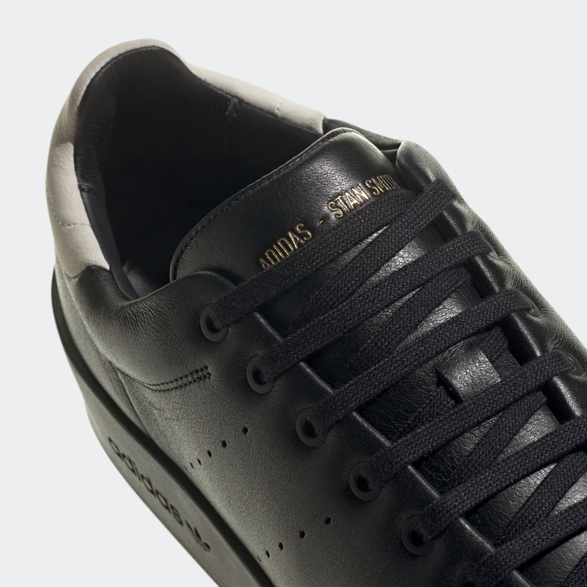 ADIDAS ORIGINALS Nizke superge ' Stan Smith' črna / bela - Pepit.si