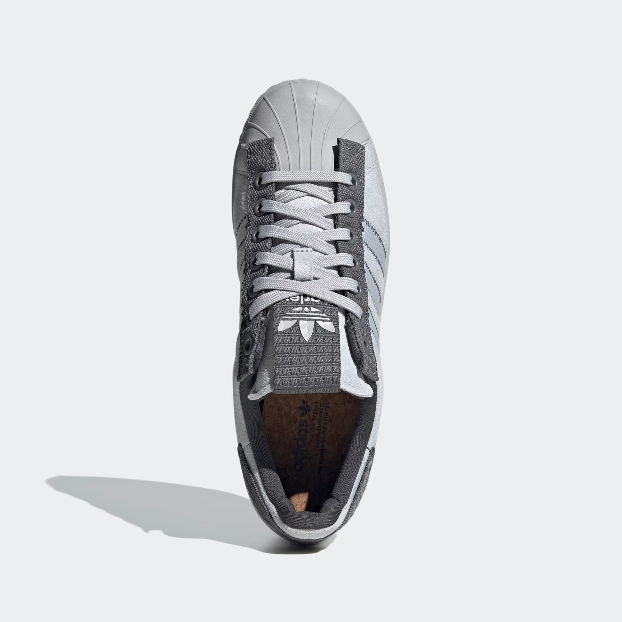 ADIDAS ORIGINALS Nizke superge 'Superstar Parley' mokka / svetlo siva - Pepit.si