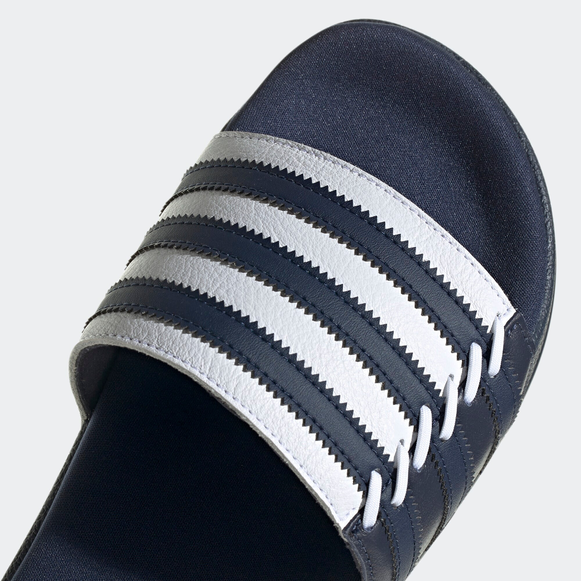 ADIDAS ORIGINALS Nizki natikači 'Adilette' mornarska / bela - Pepit.si