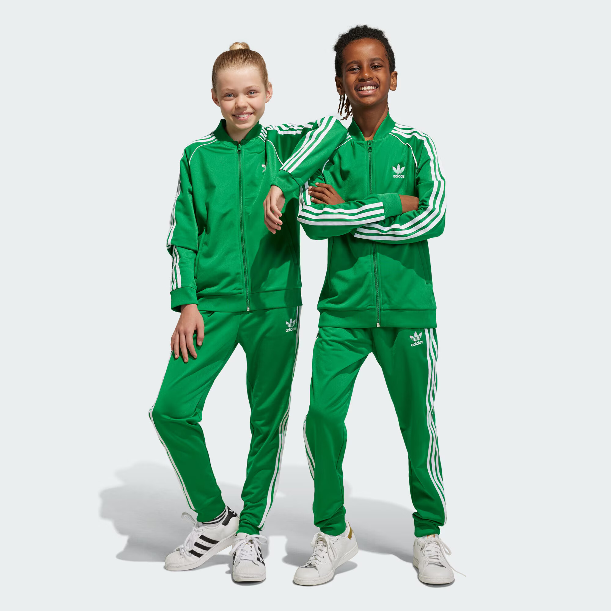 ADIDAS ORIGINALS Športne hlače zelena / bela - Pepit.si