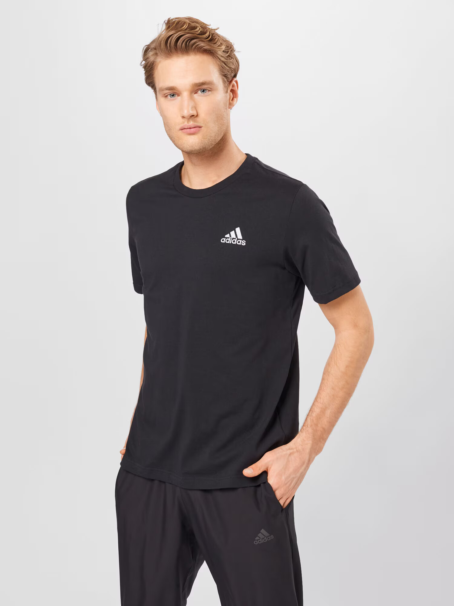 ADIDAS SPORTSWEAR Funkcionalna majica črna / bela - Pepit.si