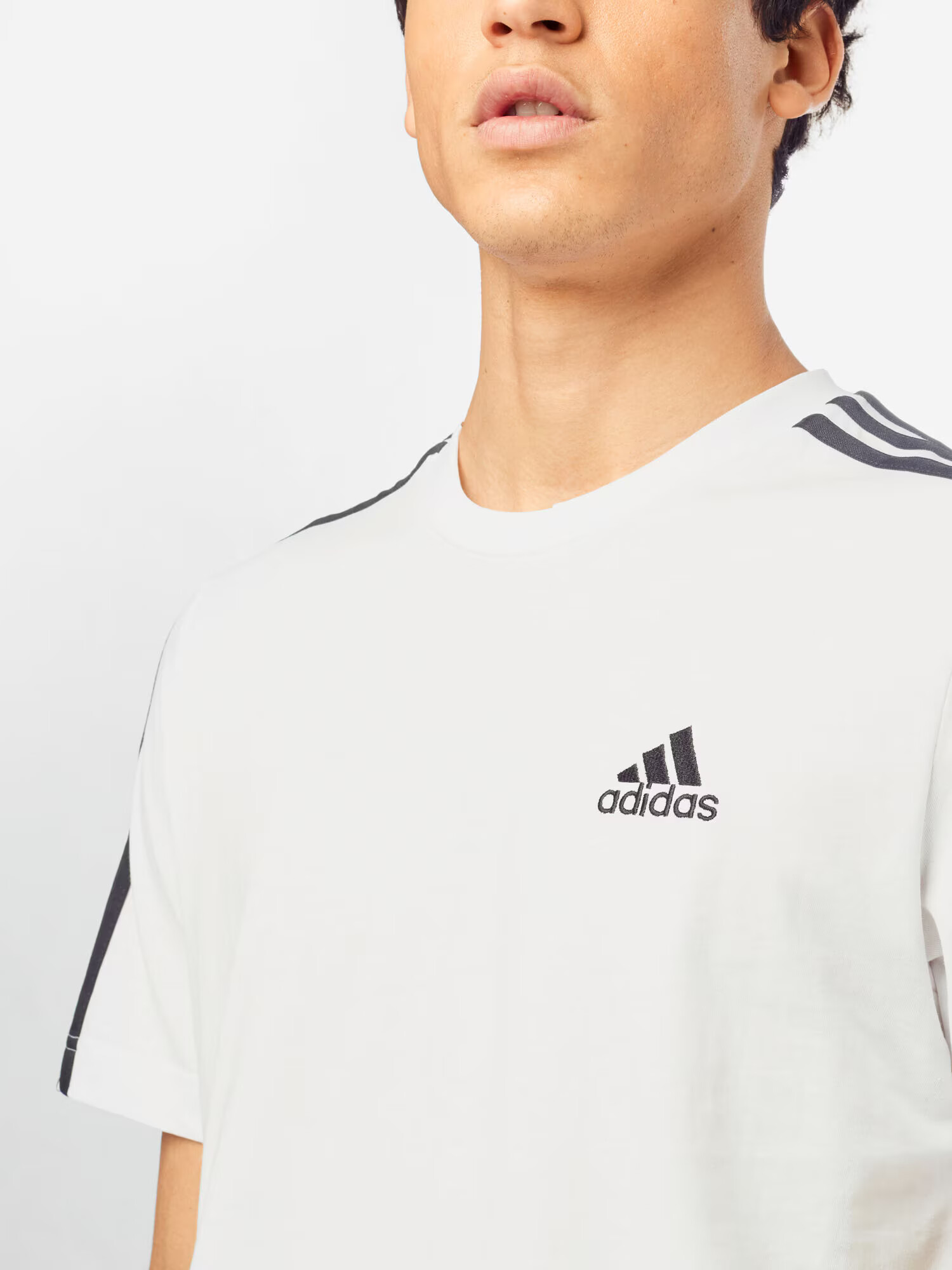 ADIDAS SPORTSWEAR Funkcionalna majica črna / bela - Pepit.si