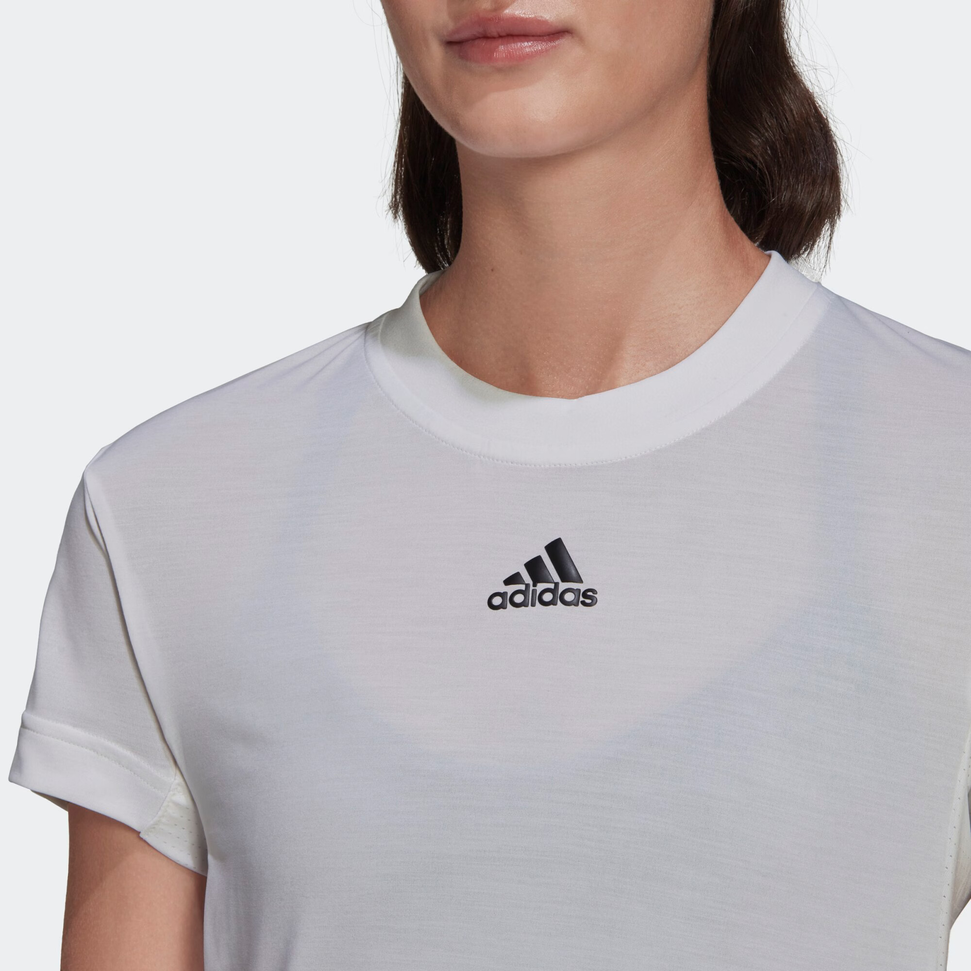 ADIDAS SPORTSWEAR Funkcionalna majica 'Freelift' črna / bela - Pepit.si