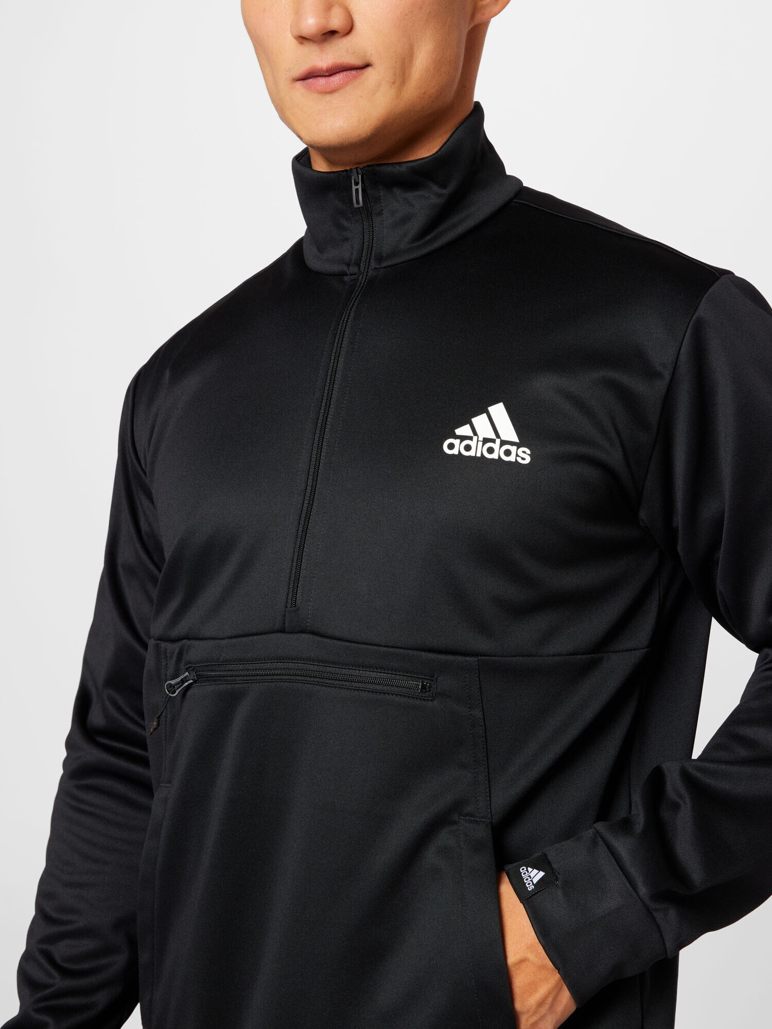 ADIDAS SPORTSWEAR Športna majica črna / bela - Pepit.si