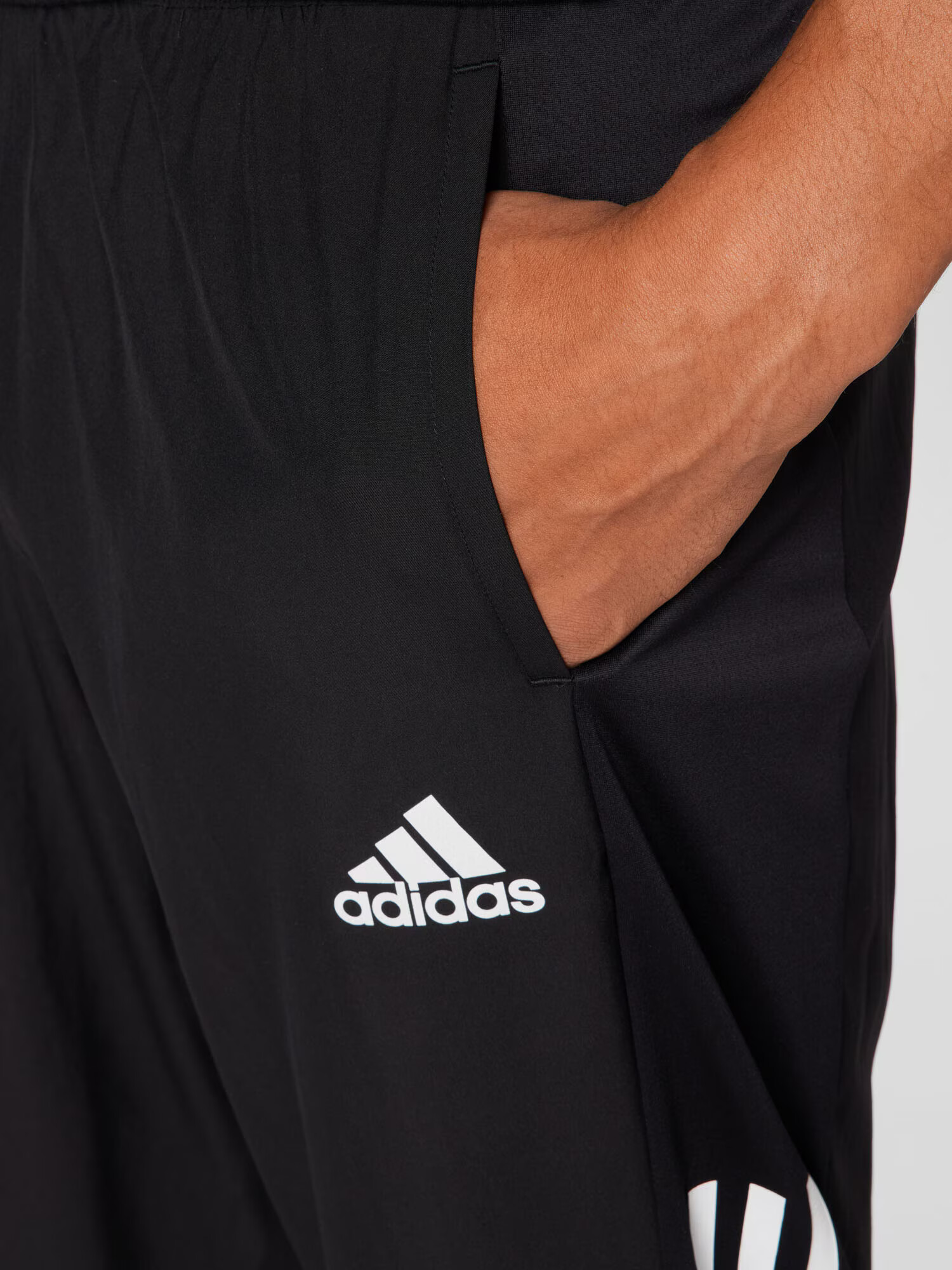 ADIDAS SPORTSWEAR Športne hlače 'Astro Wind' črna / bela - Pepit.si