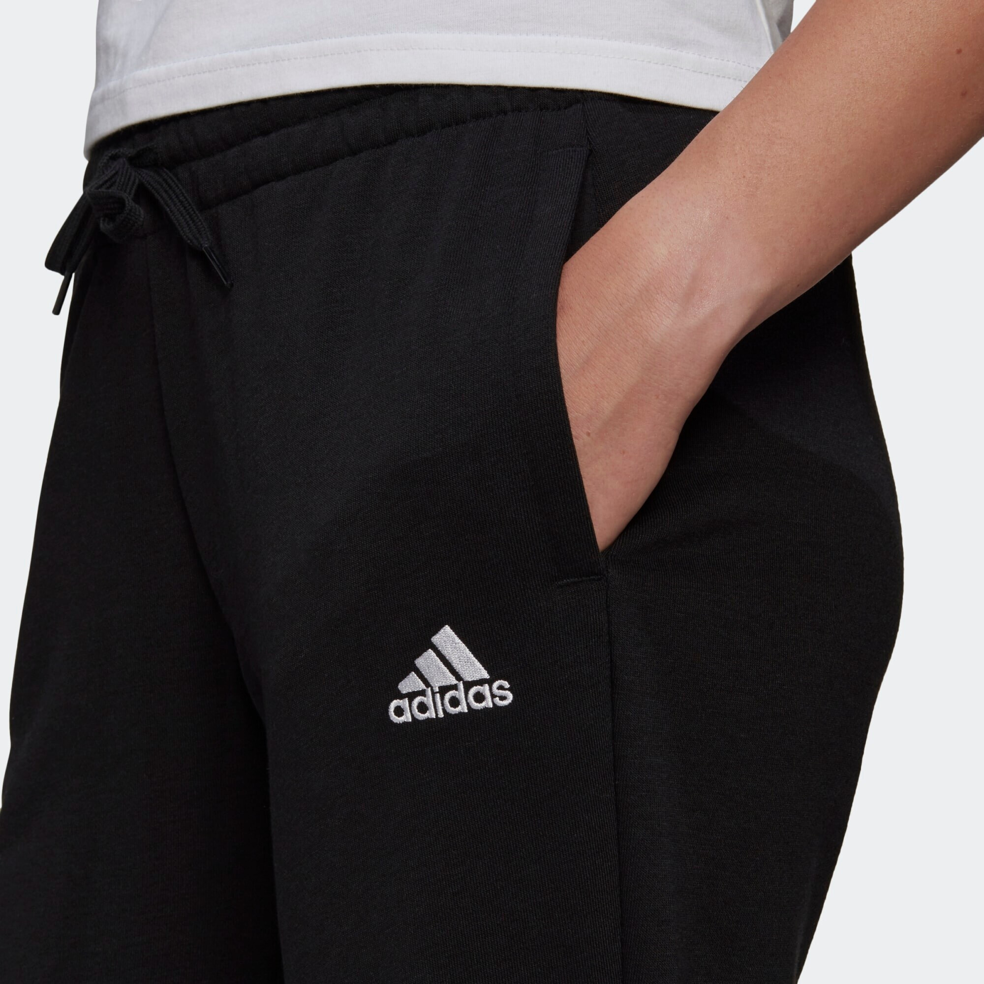 ADIDAS SPORTSWEAR Športne hlače 'Essentials' črna / bela - Pepit.si