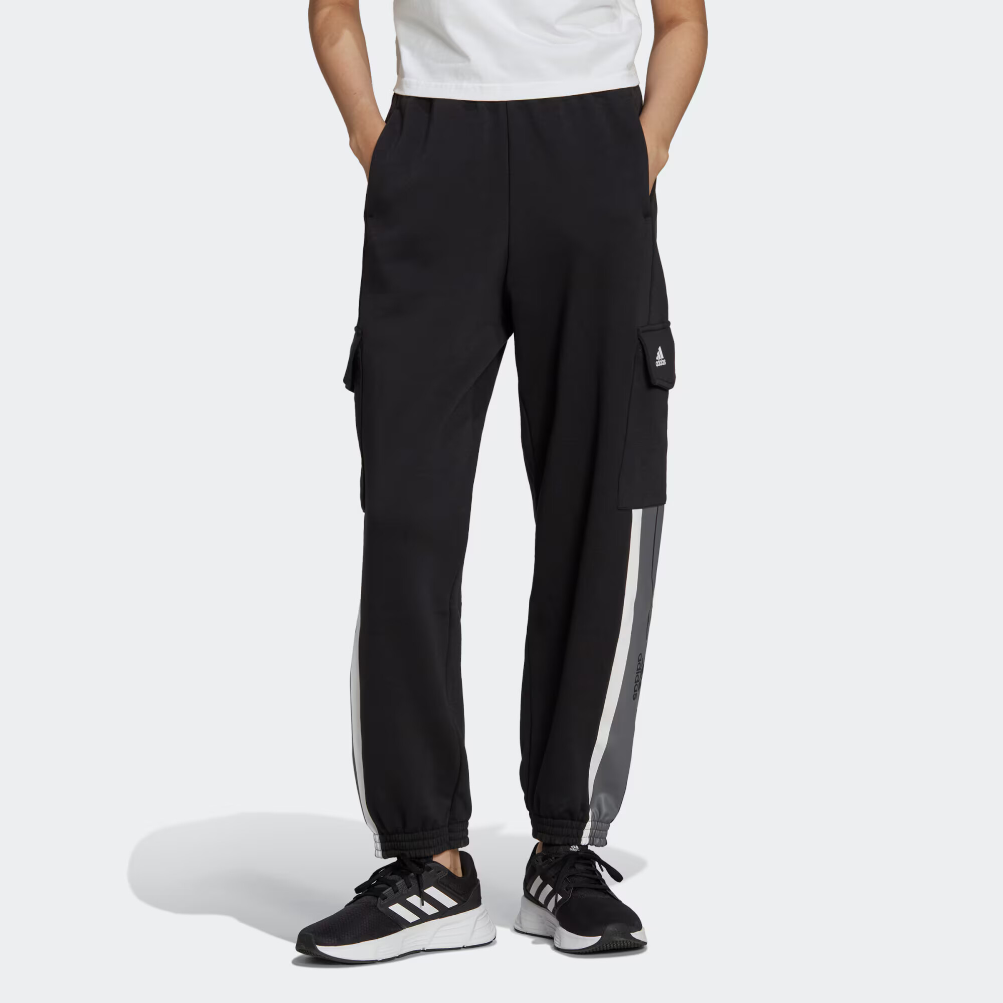 ADIDAS SPORTSWEAR Športne hlače 'Essentials' siva / črna / bela - Pepit.si