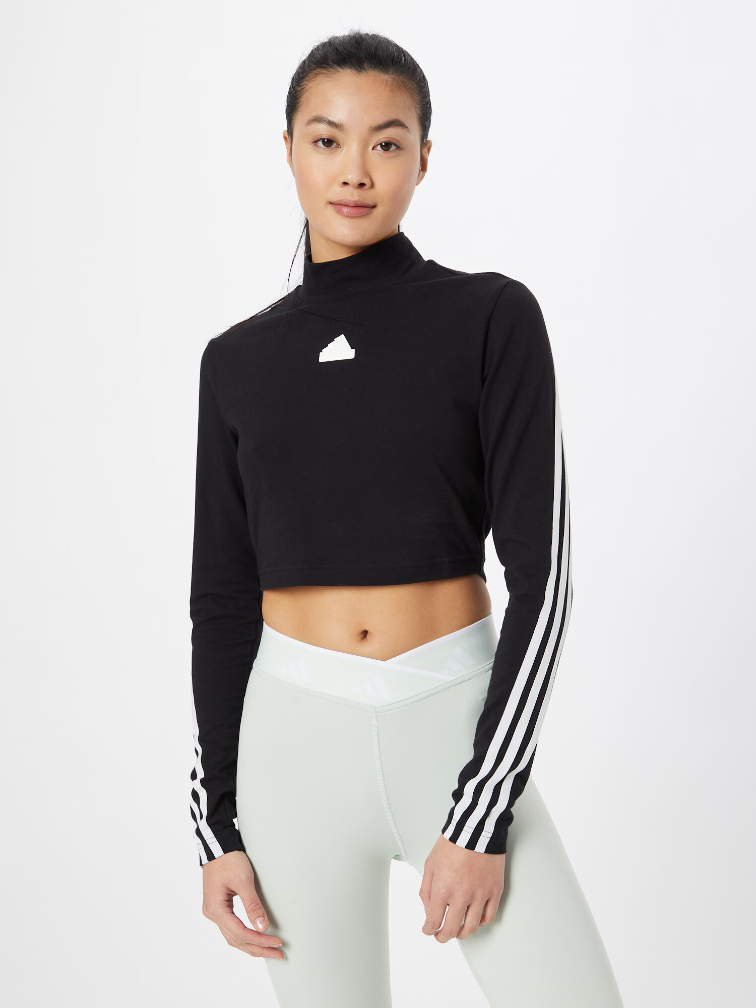 ADIDAS SPORTSWEAR Funkcionalna majica črna / bela - Pepit.si