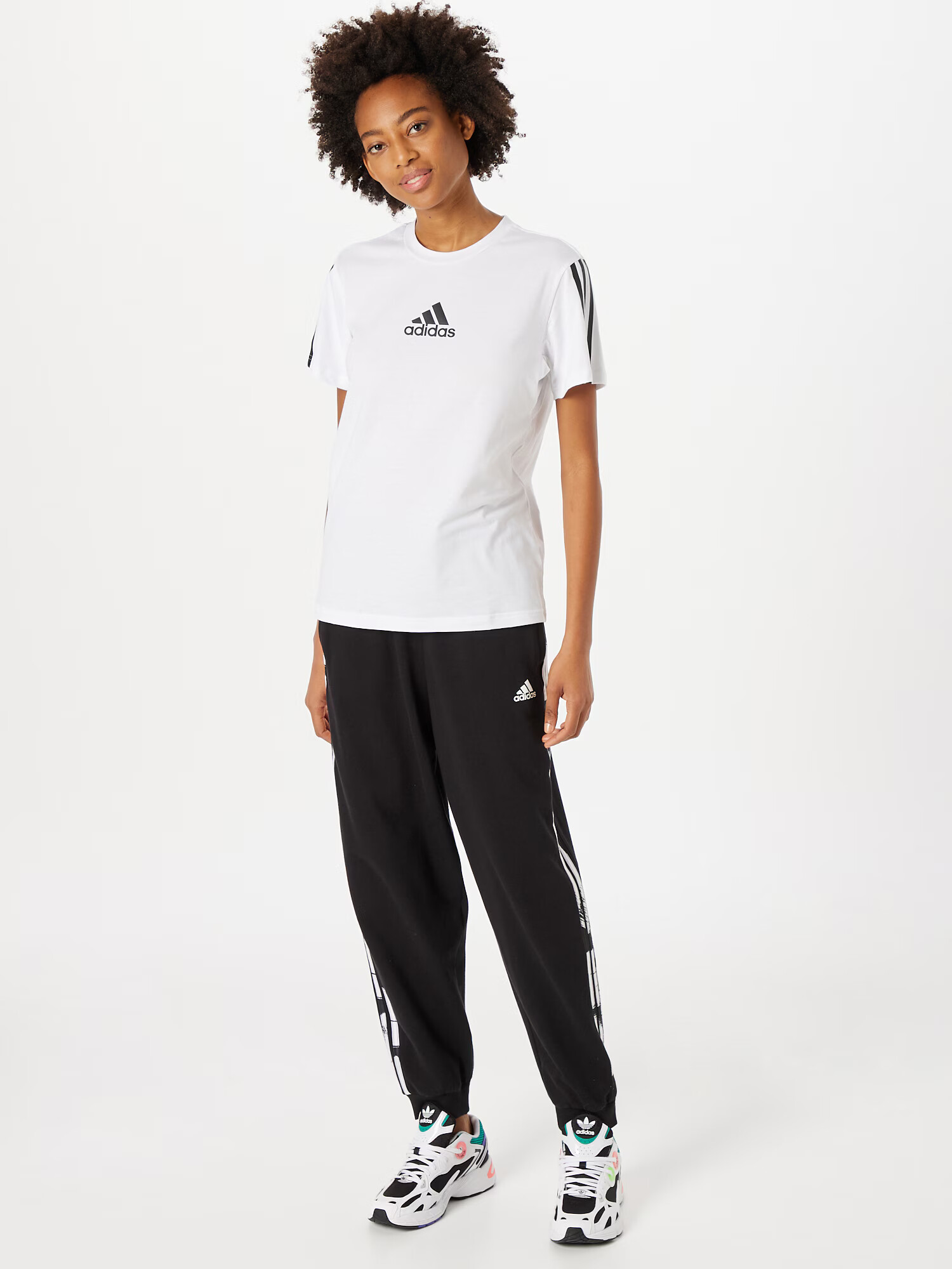 ADIDAS SPORTSWEAR Funkcionalna majica črna / bela - Pepit.si