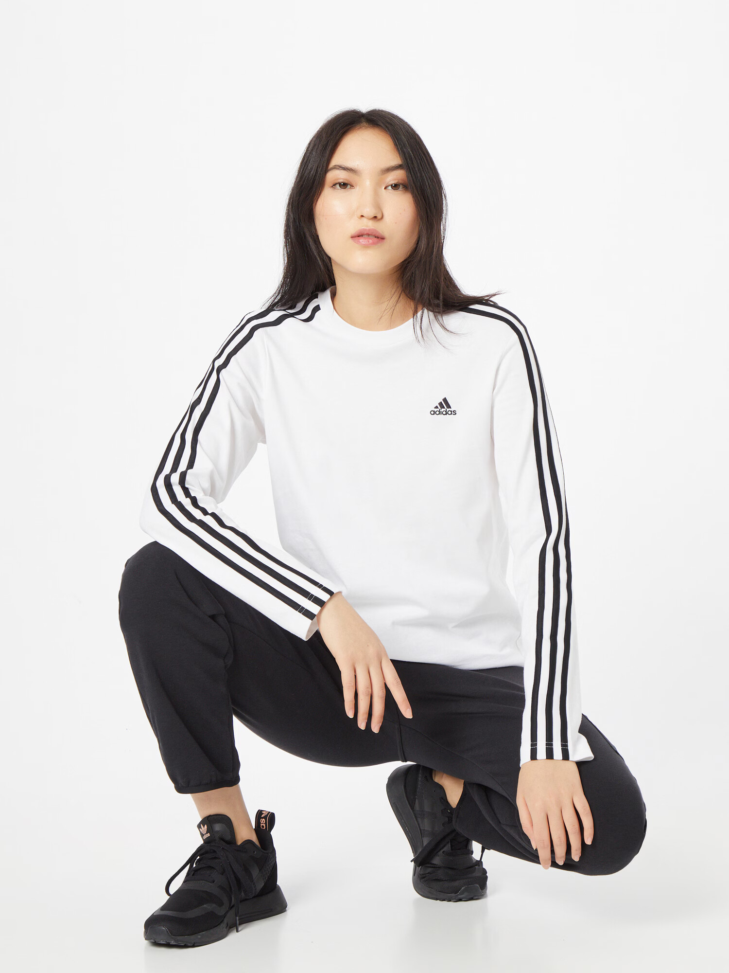 ADIDAS SPORTSWEAR Funkcionalna majica črna / bela - Pepit.si