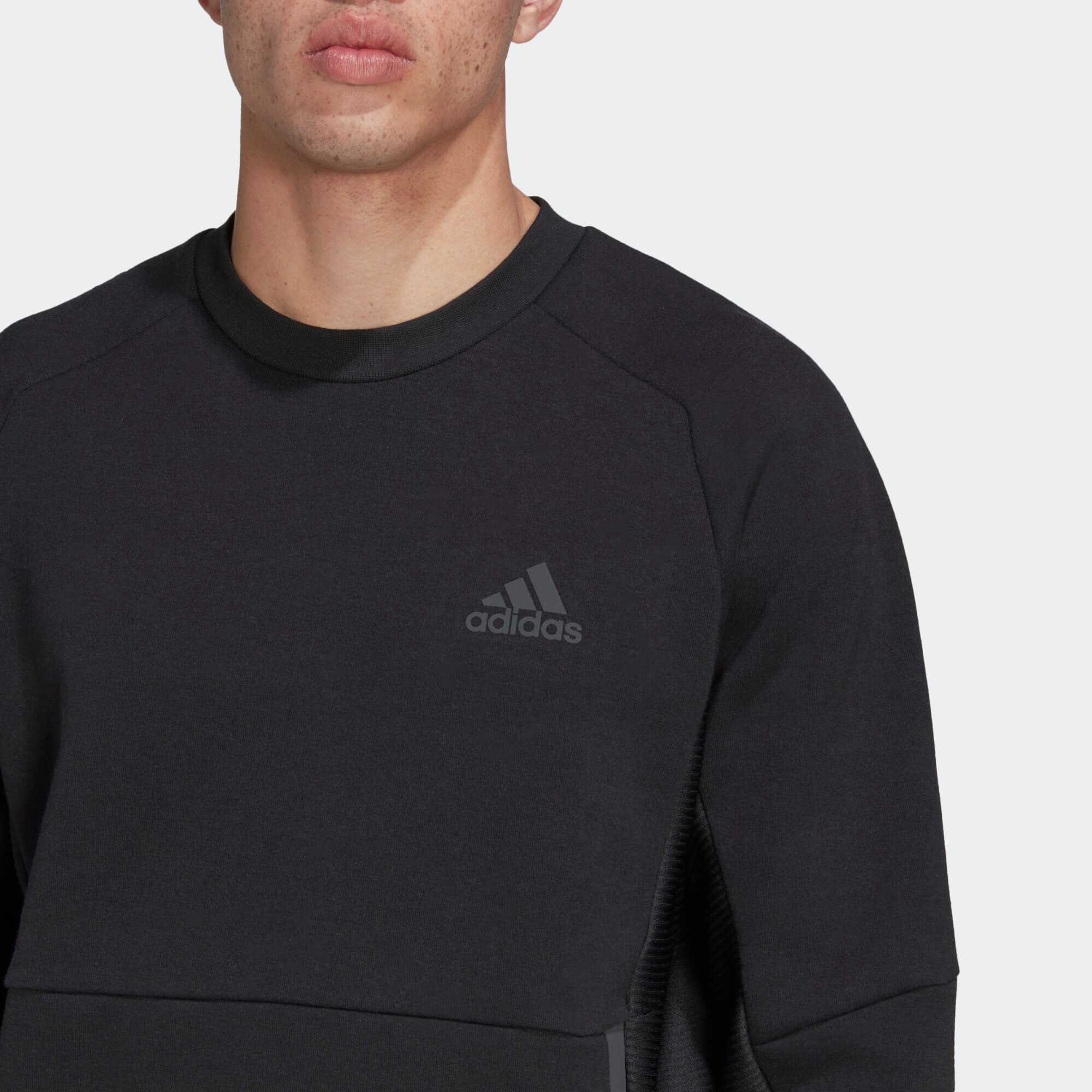 ADIDAS SPORTSWEAR Športna majica črna - Pepit.si