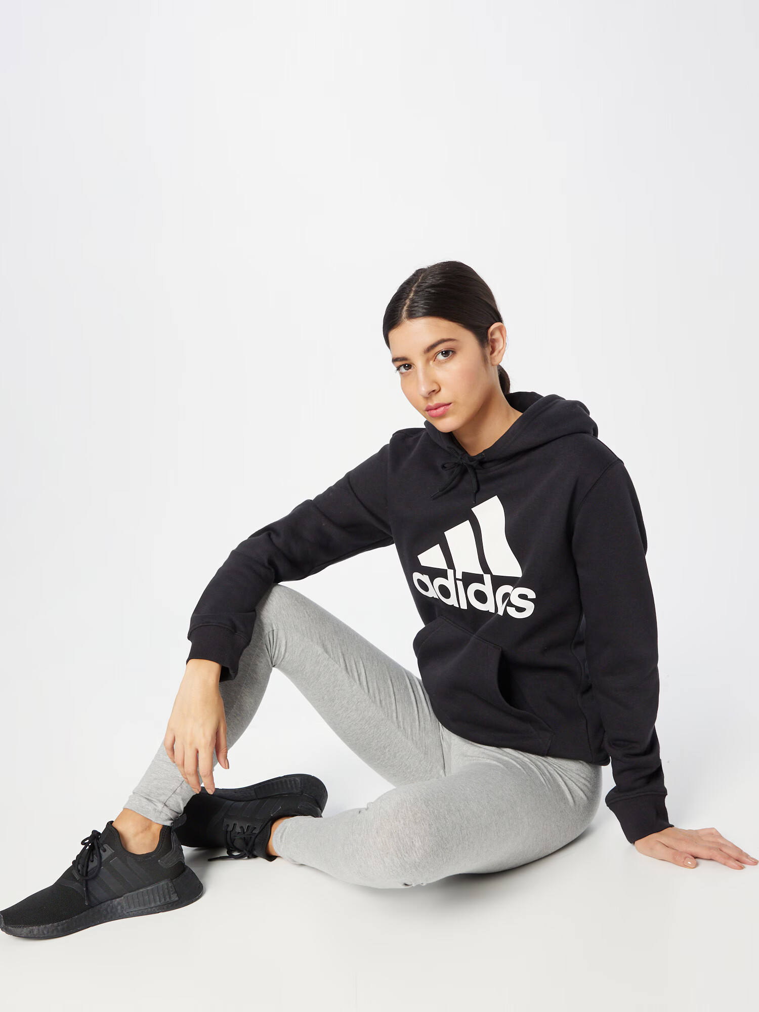 ADIDAS SPORTSWEAR Športna majica črna / bela - Pepit.si