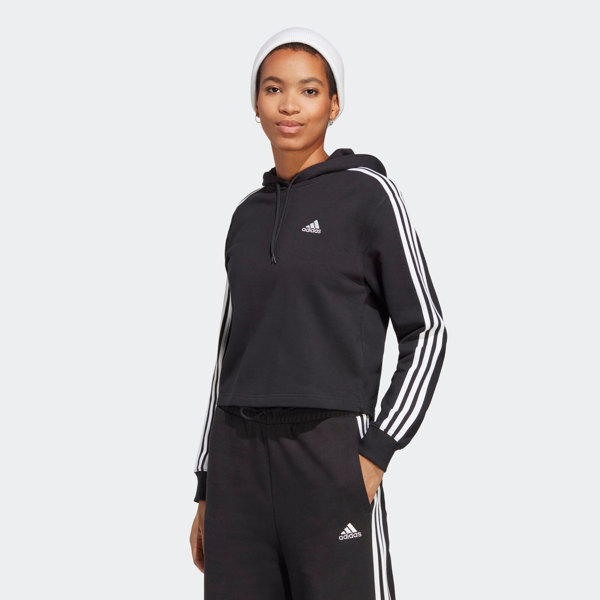 ADIDAS SPORTSWEAR Športna majica črna / bela - Pepit.si