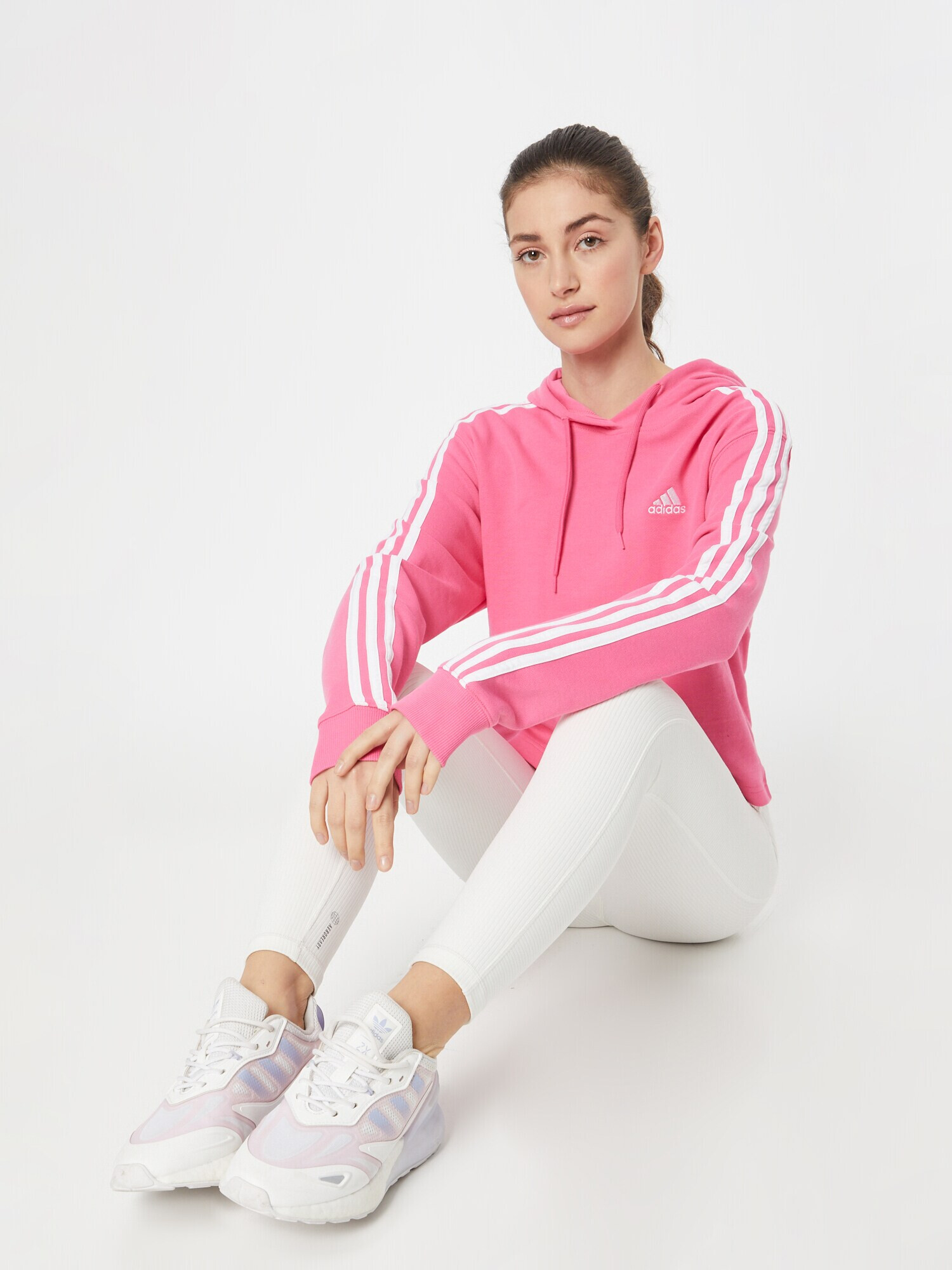 ADIDAS SPORTSWEAR Športna majica svetlo roza / bela - Pepit.si