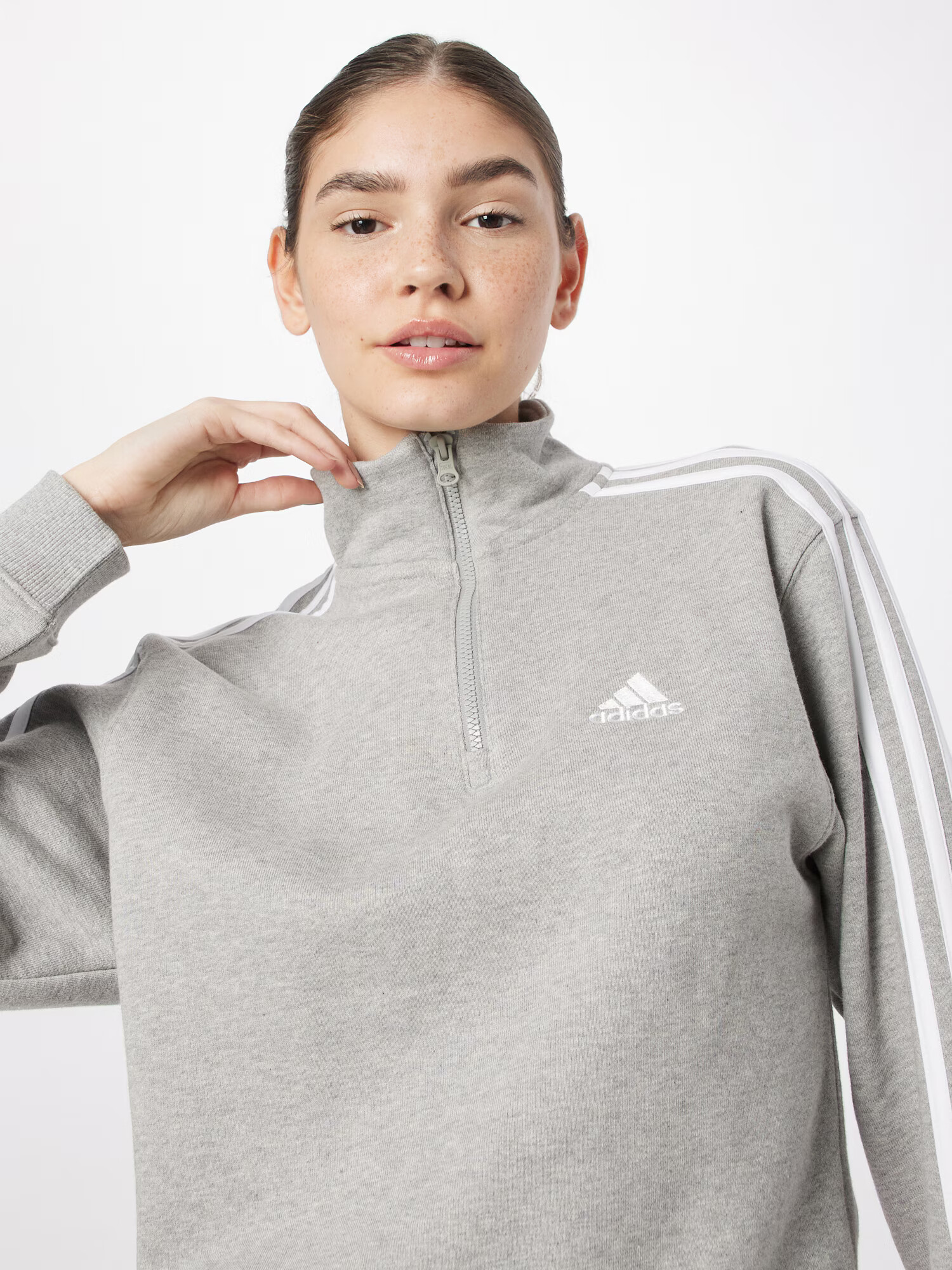 ADIDAS SPORTSWEAR Športna majica svetlo siva / bela - Pepit.si