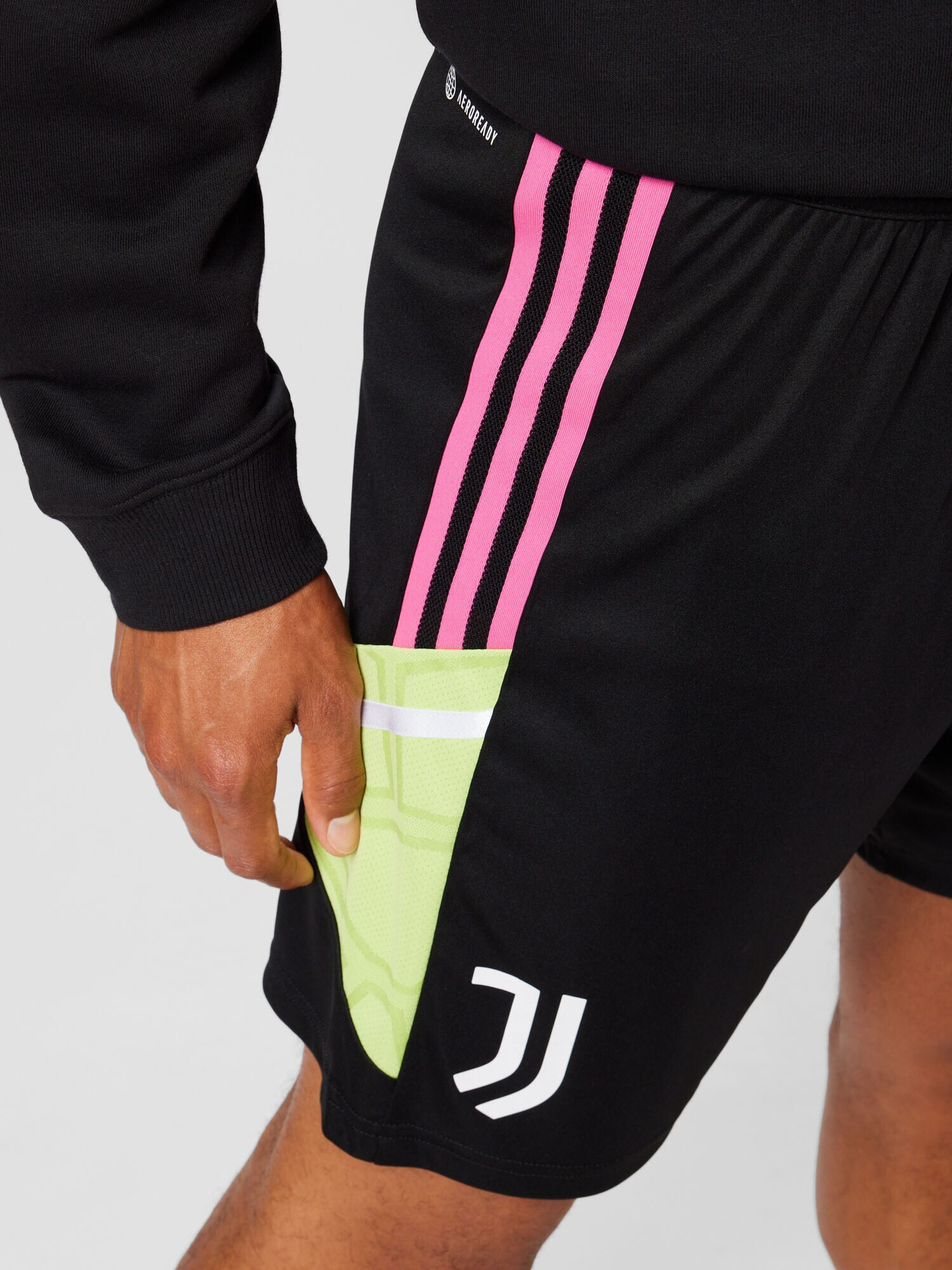 ADIDAS SPORTSWEAR Športne hlače 'JUVENTUS TURIN' svetlo zelena / roza / črna - Pepit.si