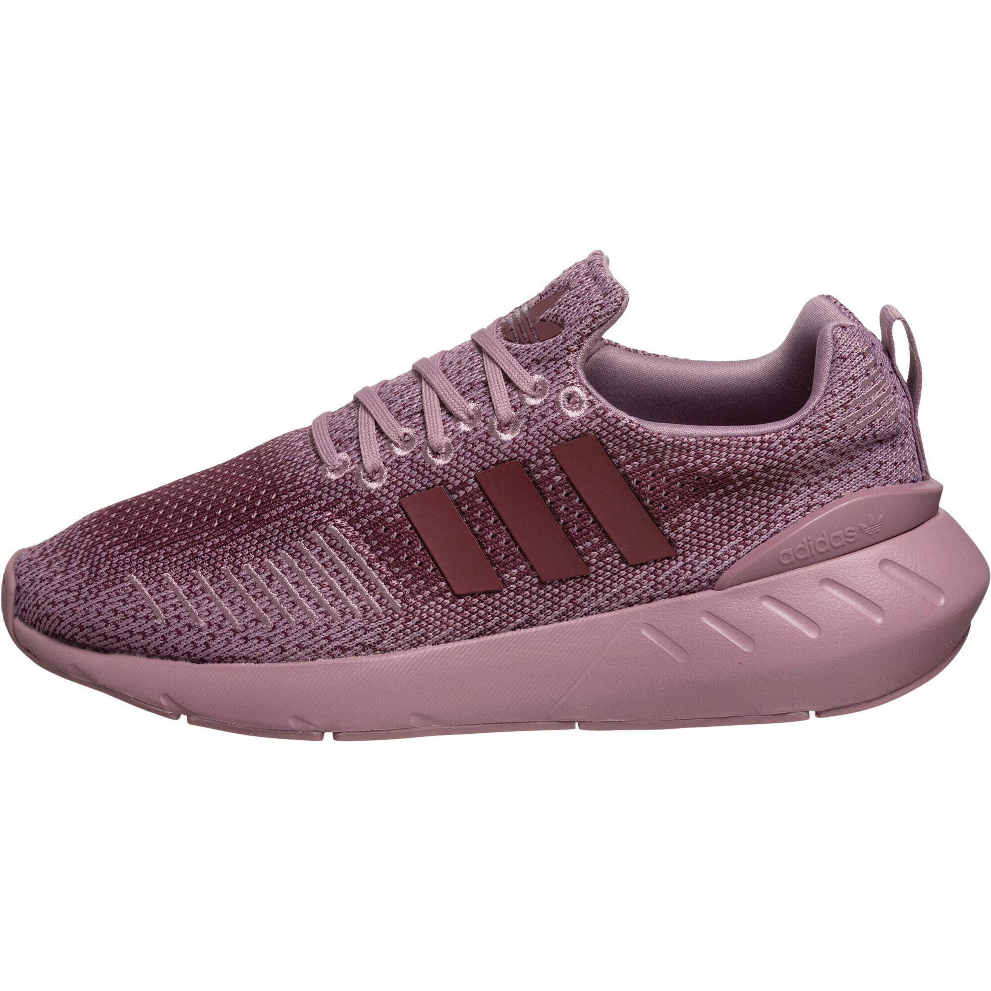 ADIDAS SPORTSWEAR Tekaški čevelj 'Swift Run 22' lila / temno liila / bela - Pepit.si