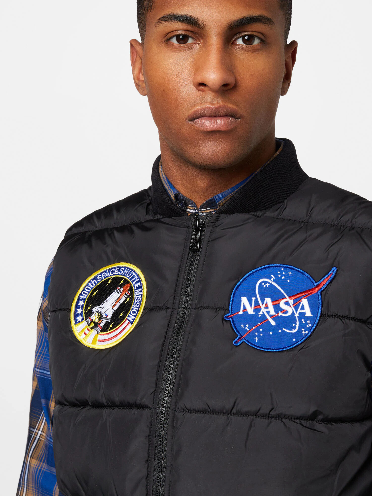 ALPHA INDUSTRIES Brezrokavnik 'NASA' modra / rumena / rdeča / črna - Pepit.si