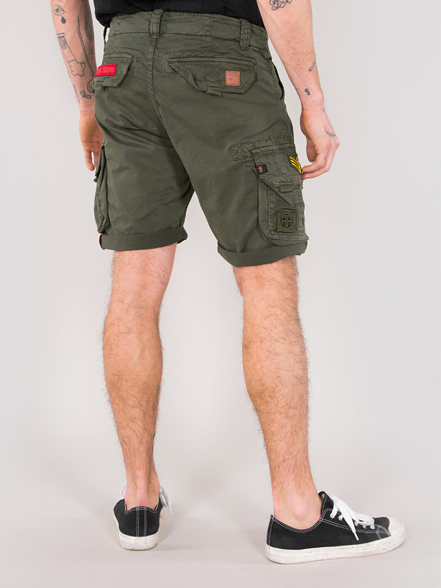 ALPHA INDUSTRIES Kargo hlače kaki - Pepit.si