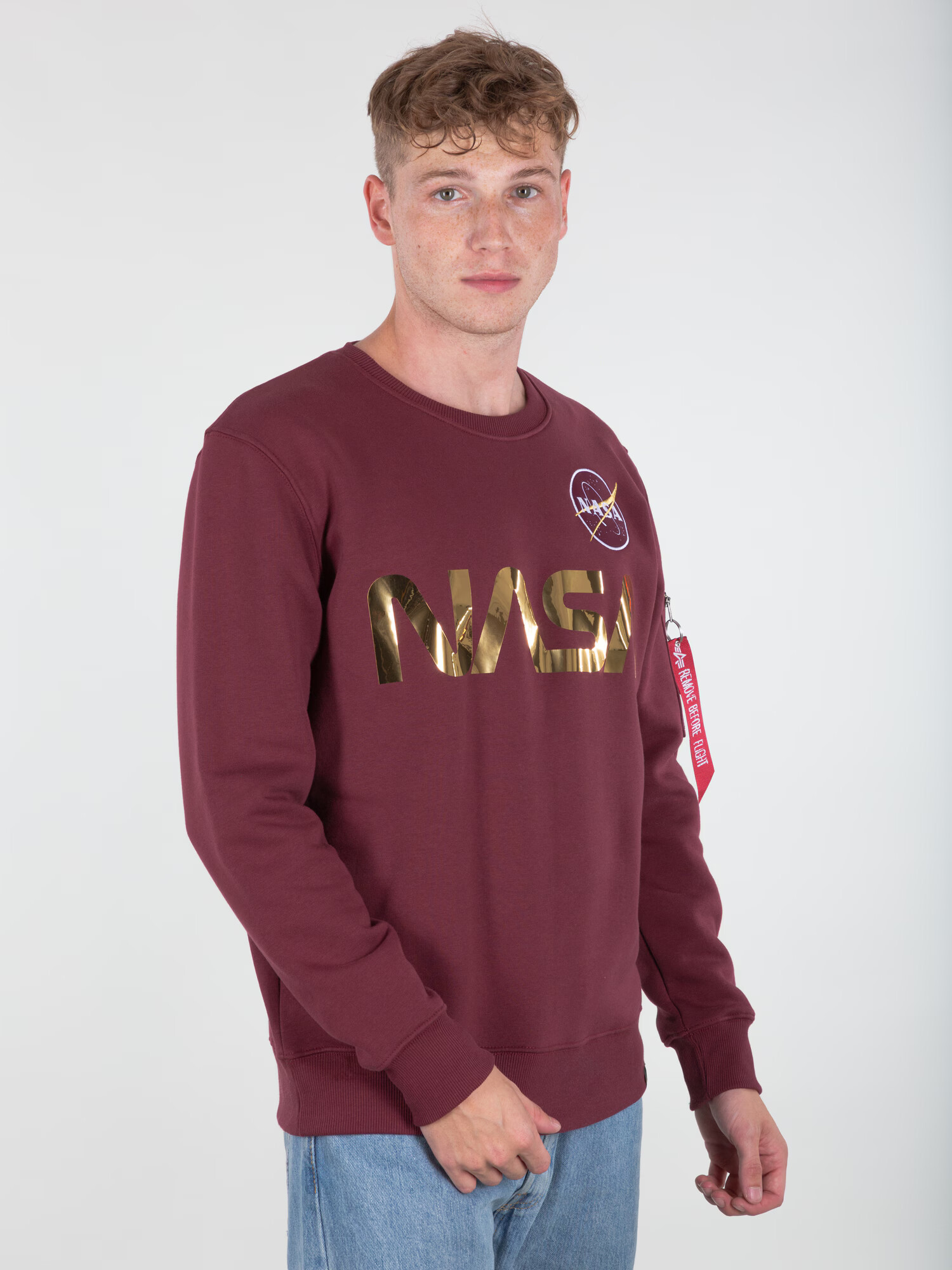 ALPHA INDUSTRIES Majica 'Nasa Reflective' zlata / burgund - Pepit.si