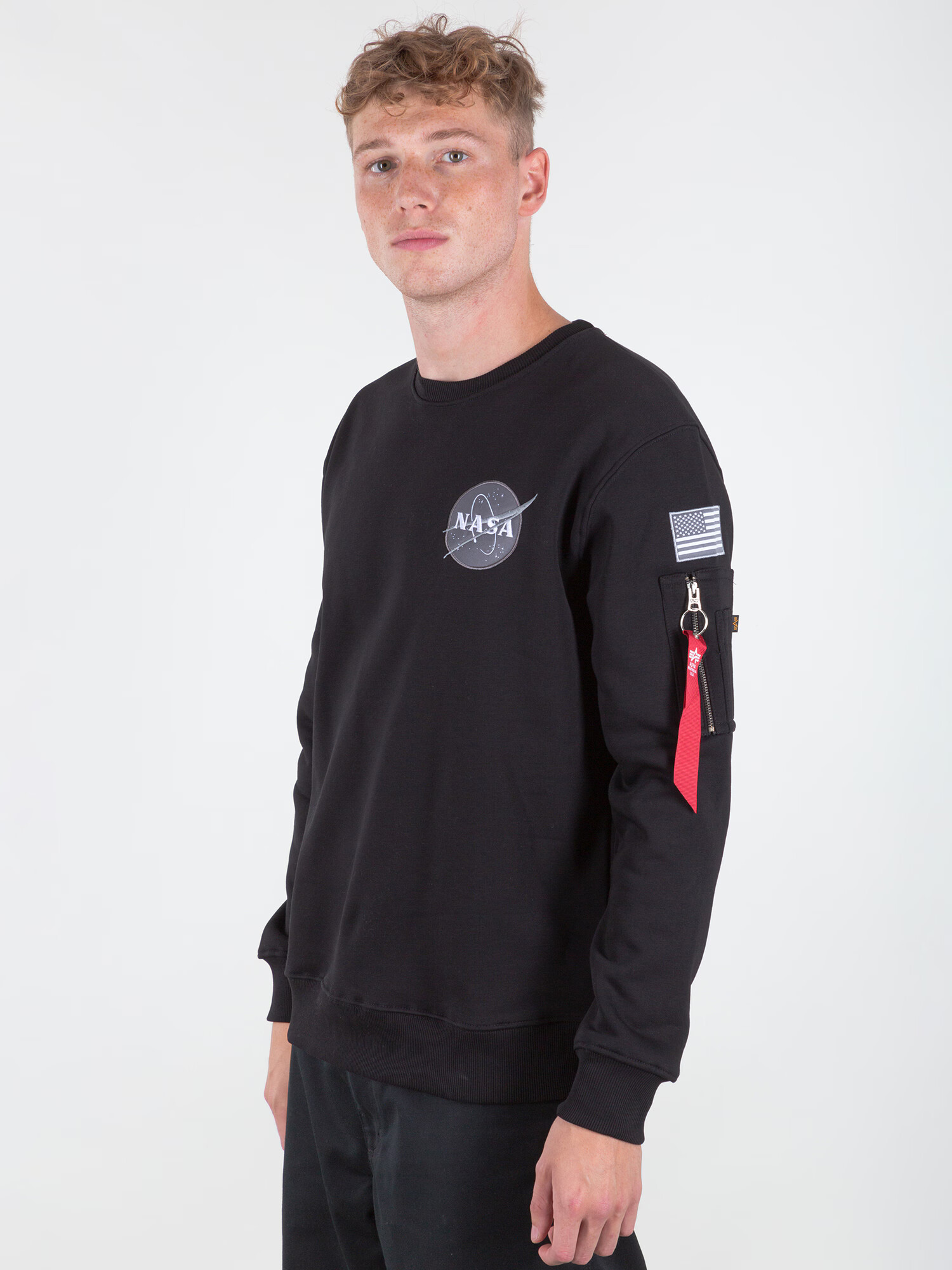 ALPHA INDUSTRIES Majica 'Space Shuttle' siva / črna / bela - Pepit.si