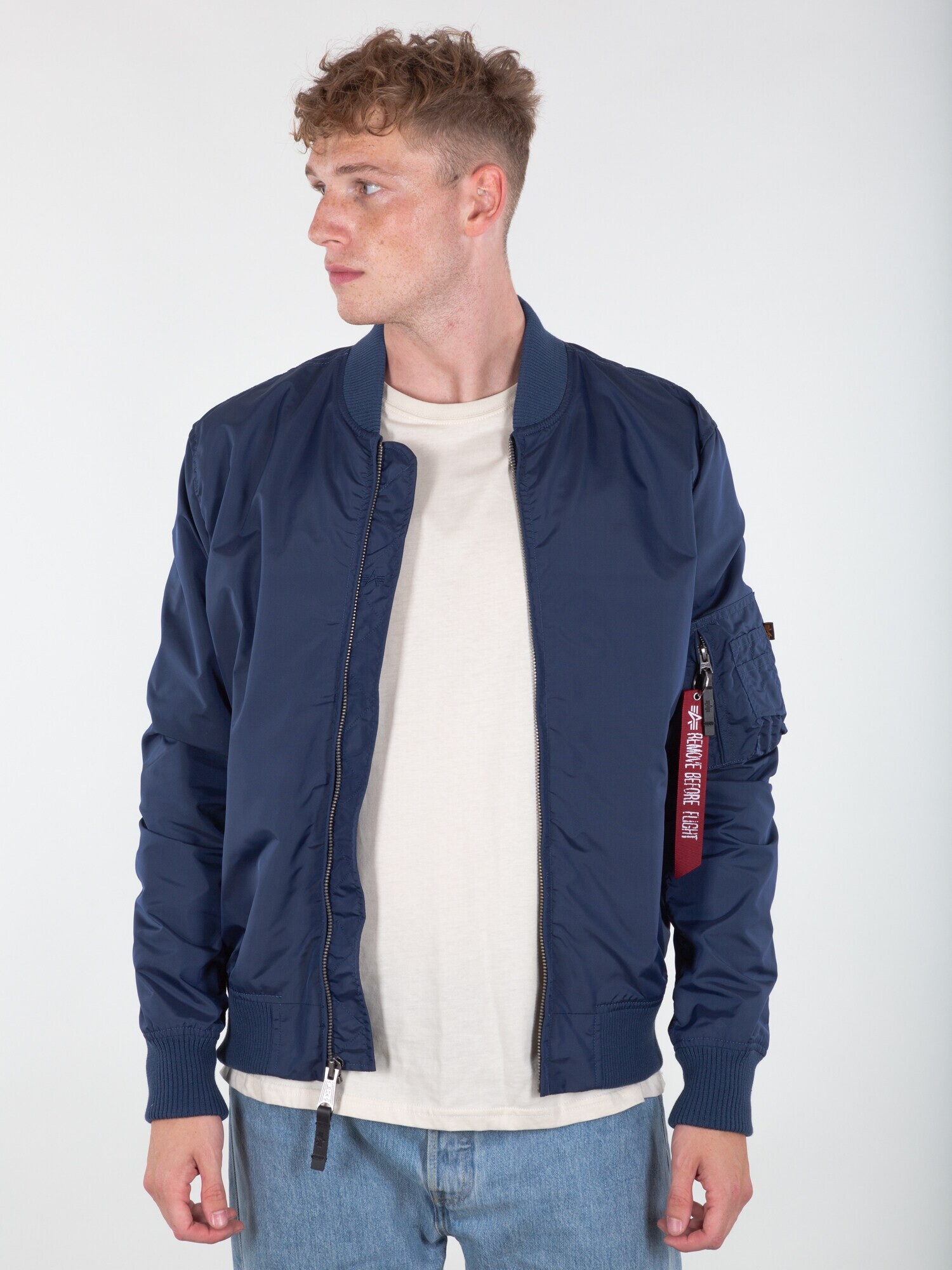 ALPHA INDUSTRIES Prehodna jakna 'MA-1 TT' mornarska / rdeča / bela - Pepit.si