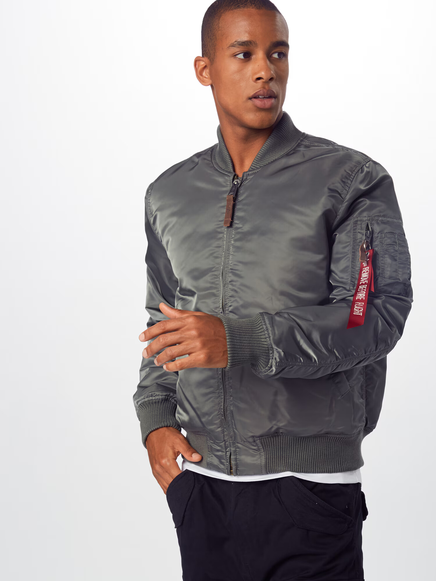 ALPHA INDUSTRIES Prehodna jakna kaki - Pepit.si