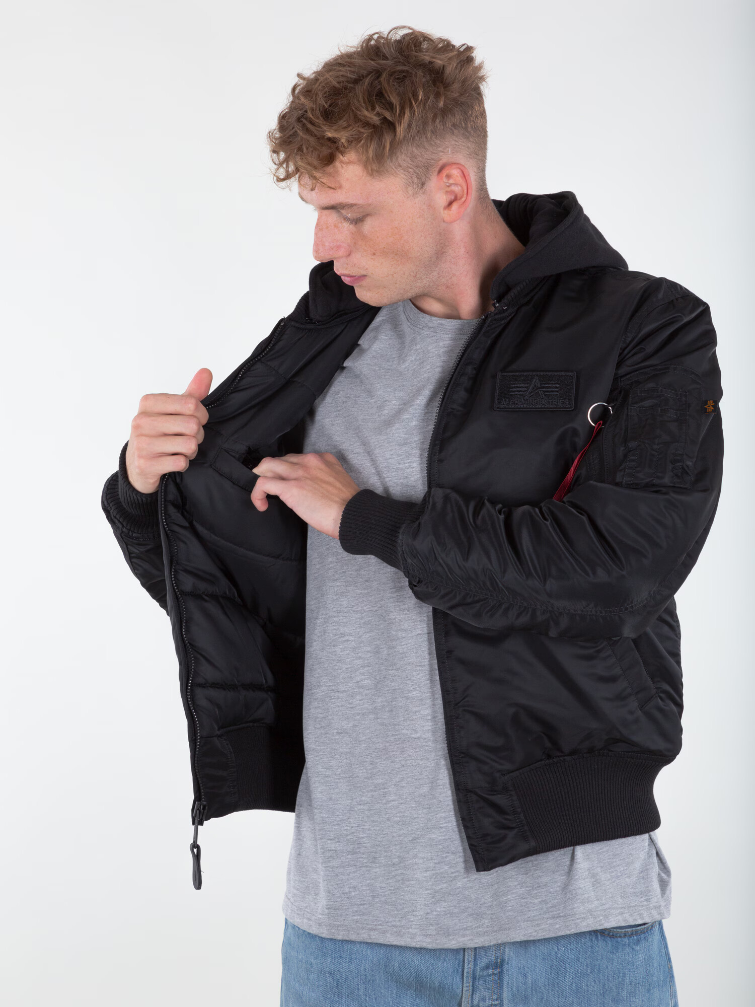 ALPHA INDUSTRIES Prehodna jakna mešane barve / črna - Pepit.si