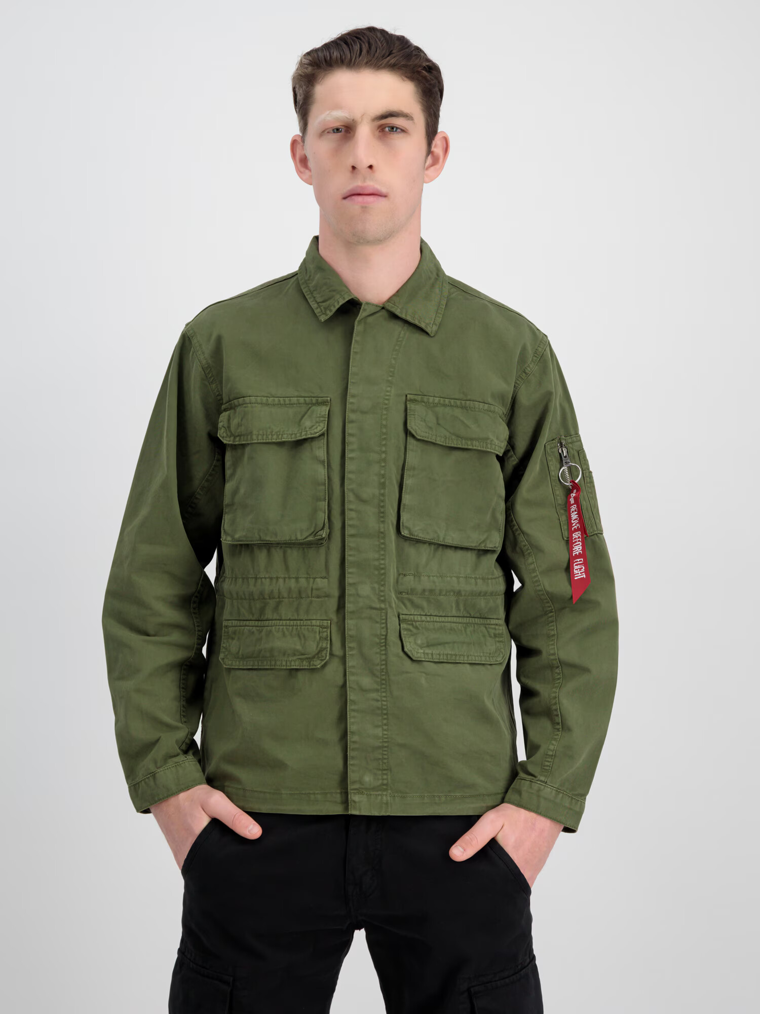 ALPHA INDUSTRIES Prehodna jakna oliva / krvavo rdeča / bela - Pepit.si